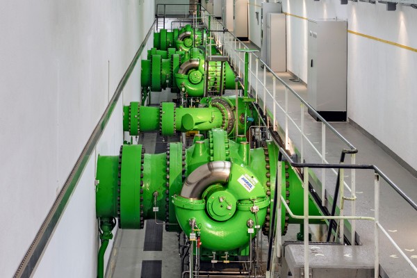 Kraftwerk Ferrera, Kugelschieber für Turbinen und Pumpen